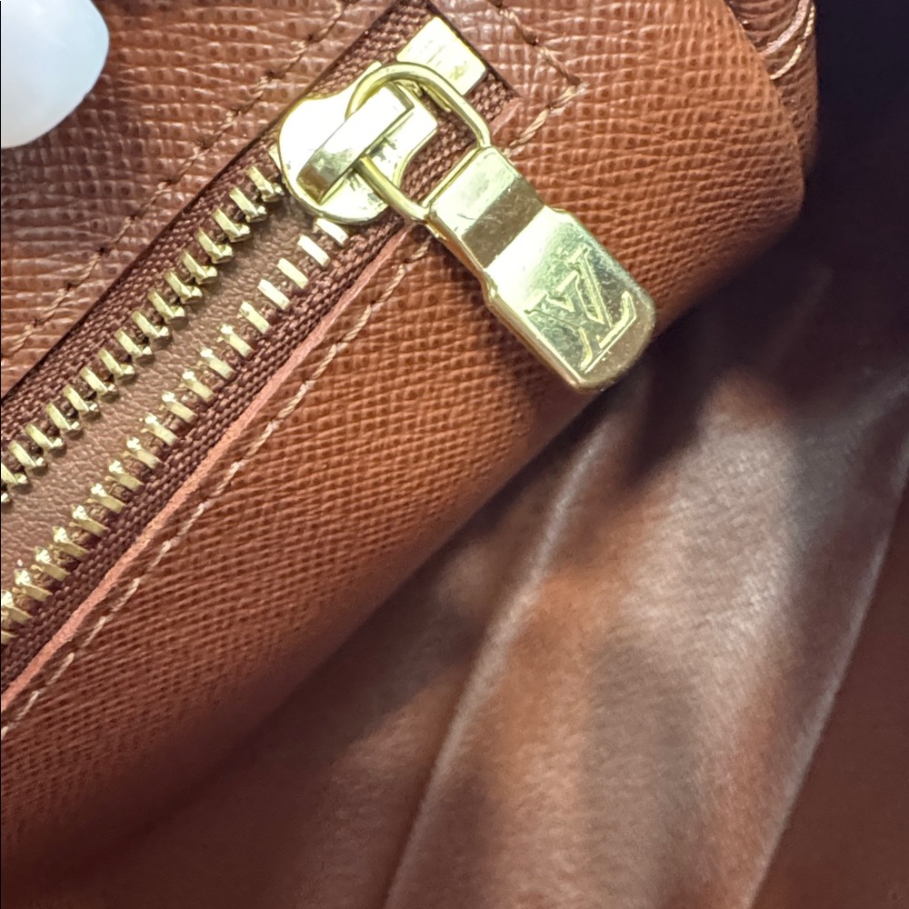 Authentic Trocadero vintage Louis Vuitton Monogram Canvas - Picture 12 of 14